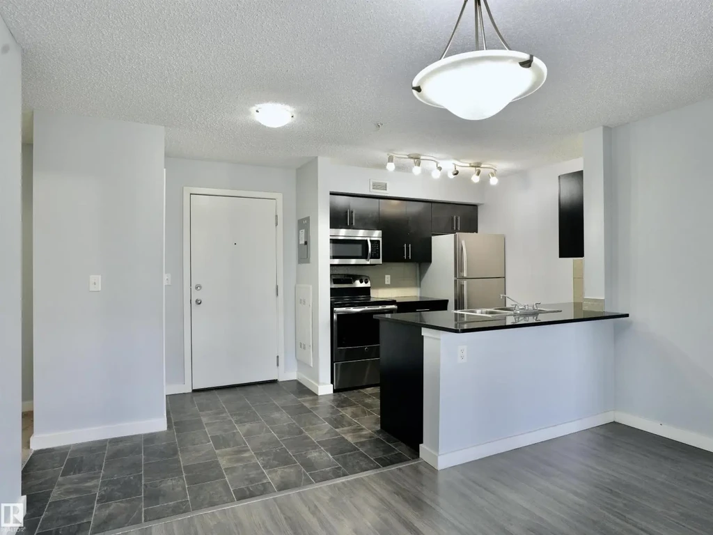 #320 5816 Mullen Pl Nw, Edmonton